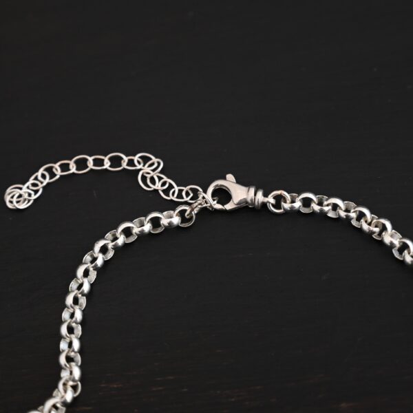 Sterling Silver Roxy Rolo Chain - shiny shown on dark background