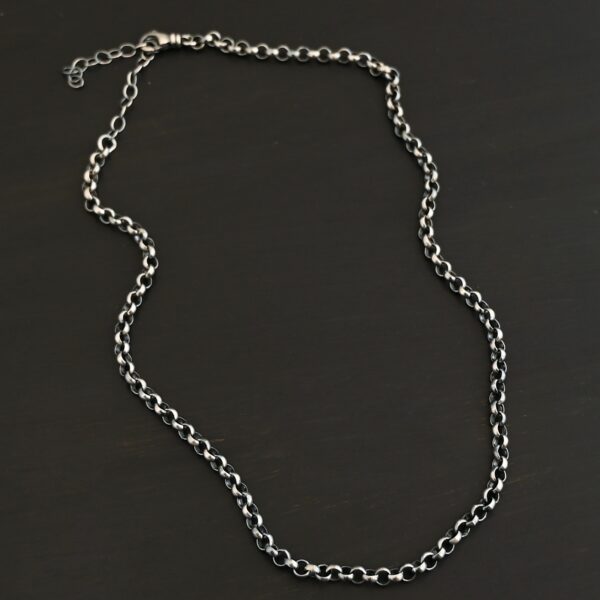 Sterling Silver Roxy Rolo Chain - oxidized shown on dark background