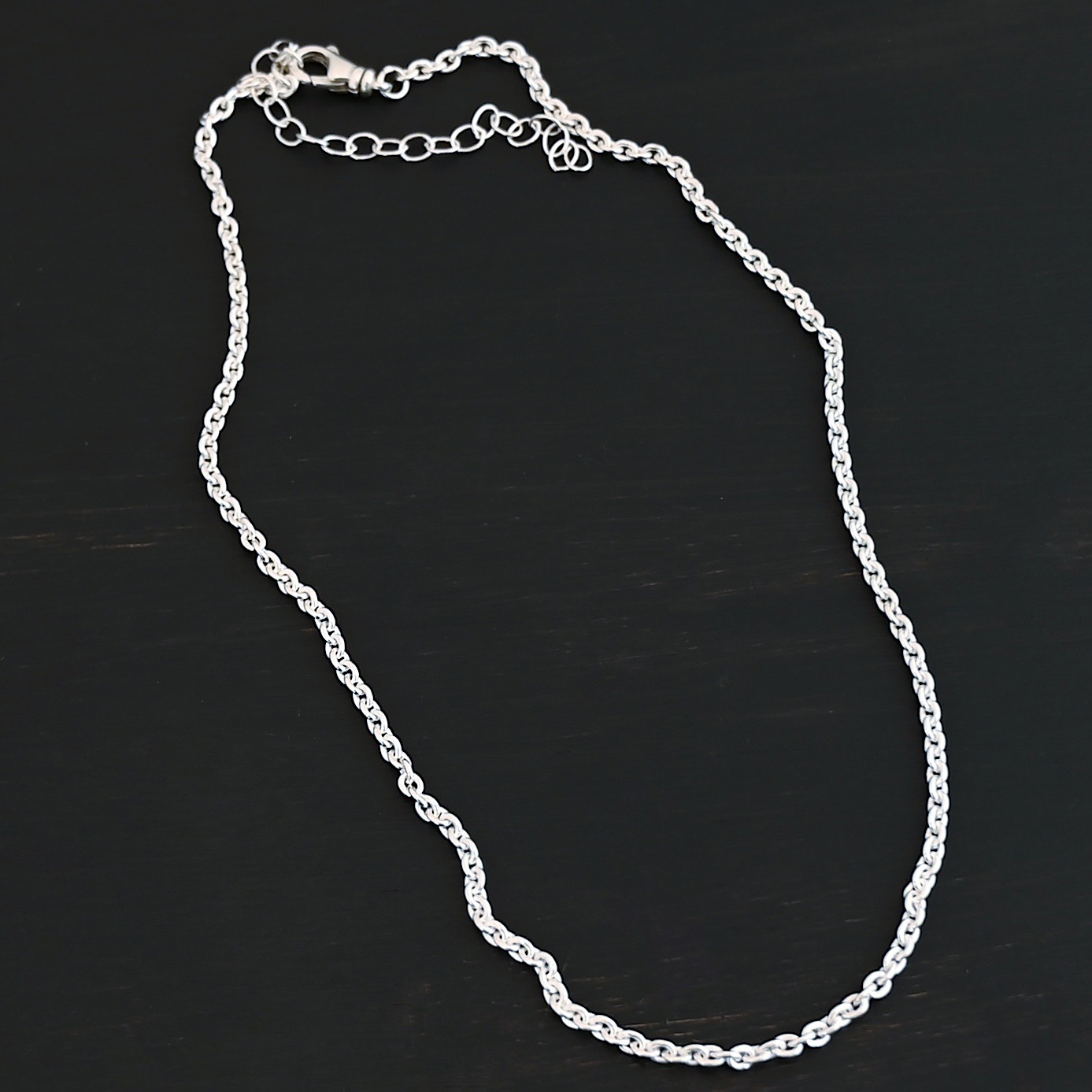 Maria Chain - Shiny Sterling Silver Maria Chain - Shiny shown on dark background