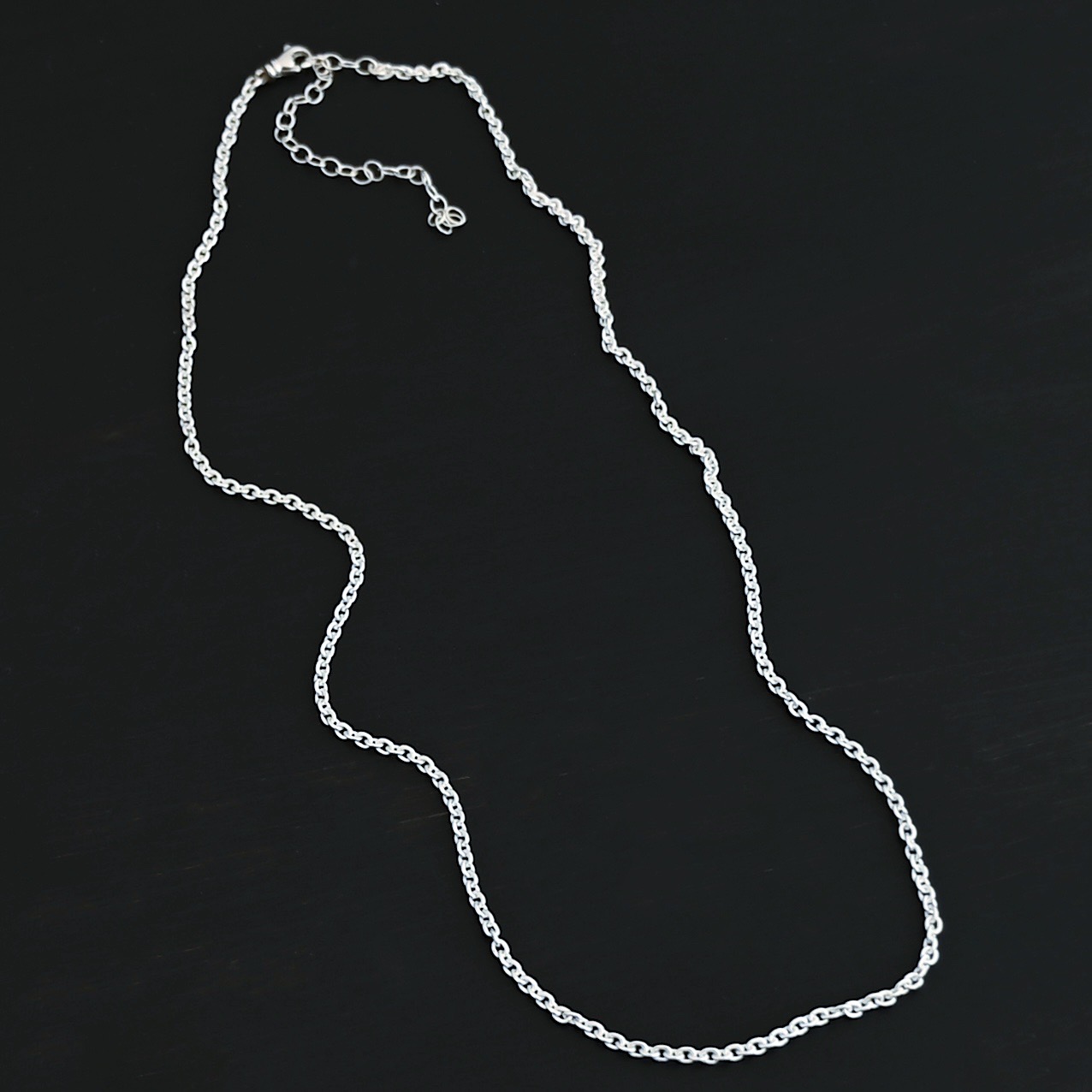 Sterling Silver Savannah Chain - Shiny shown on dark background