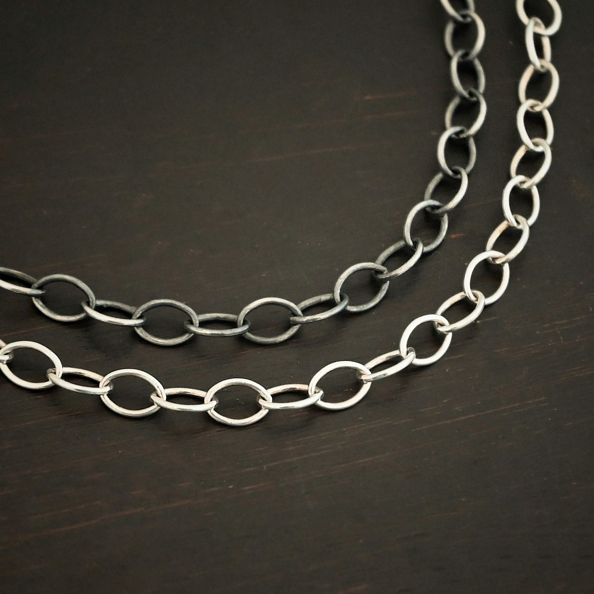Sterling Silver shiny & oxidized Willow Chain on dark background