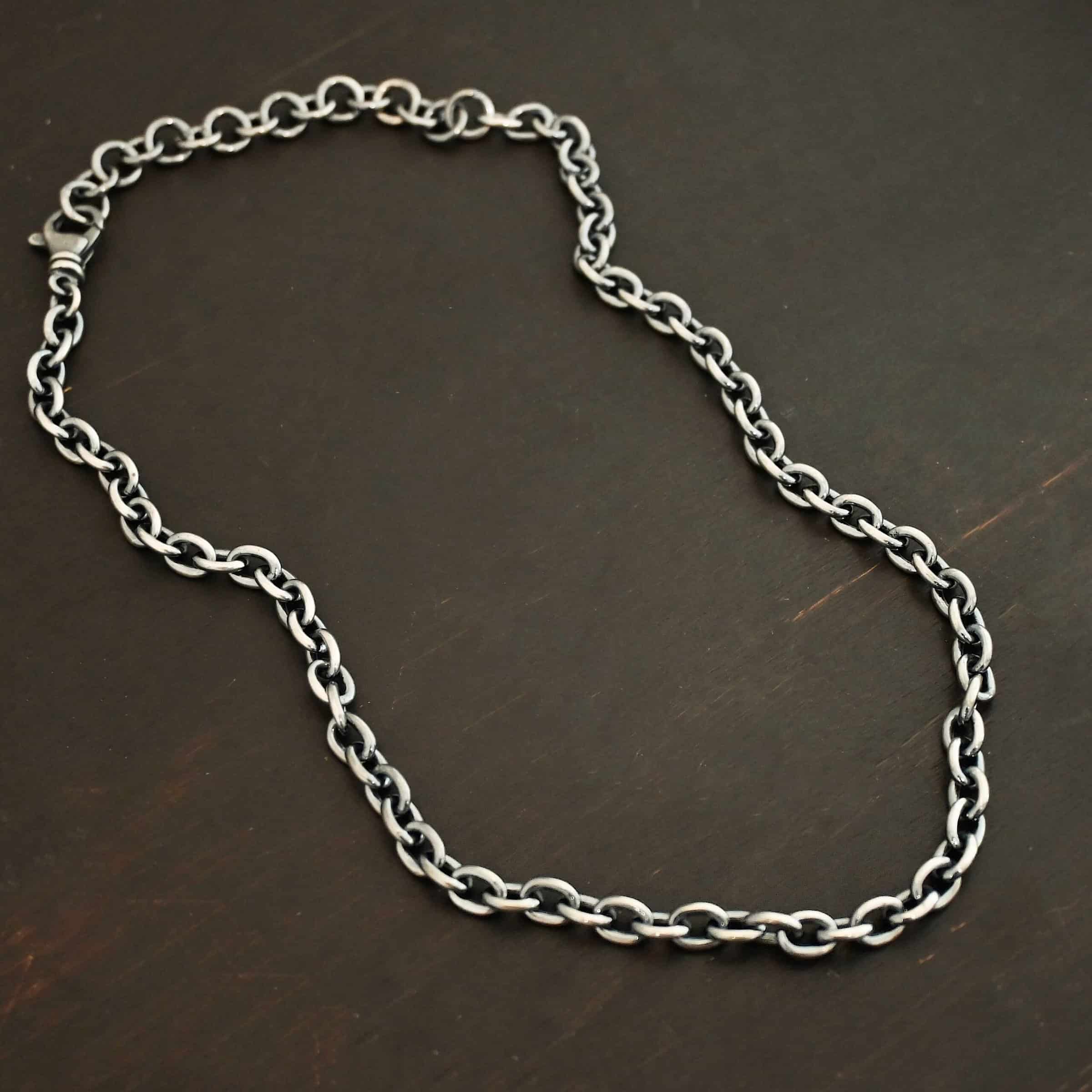 Sterling Silver Georgia XXL chain shown oxidized on dark background