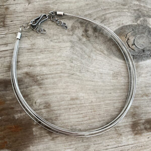 Susanna Stainless Steel Neck Wire