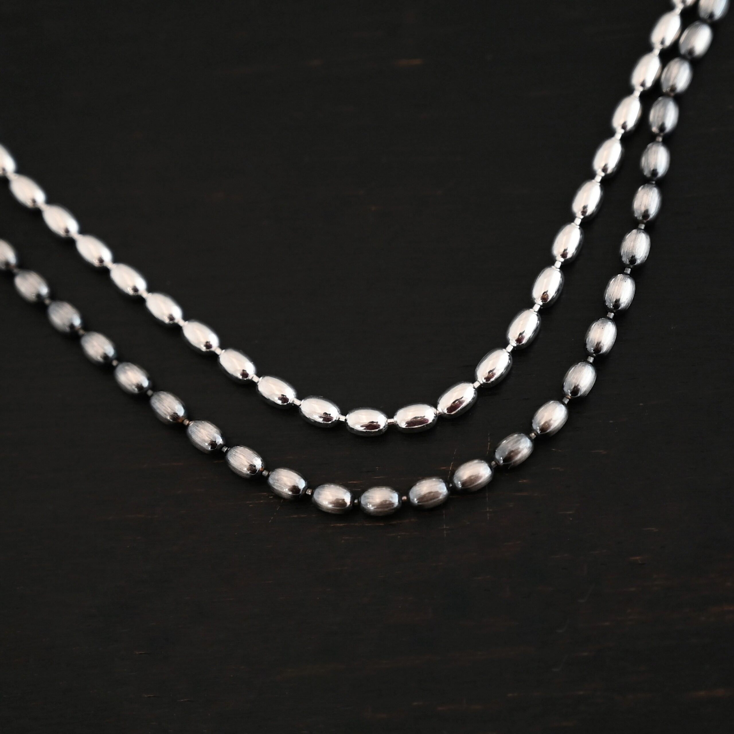 Bryn Beaded Chain - 3mm shiny and oxidized shown on dark background