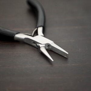 Round Flat Nosed Pliers – Roman