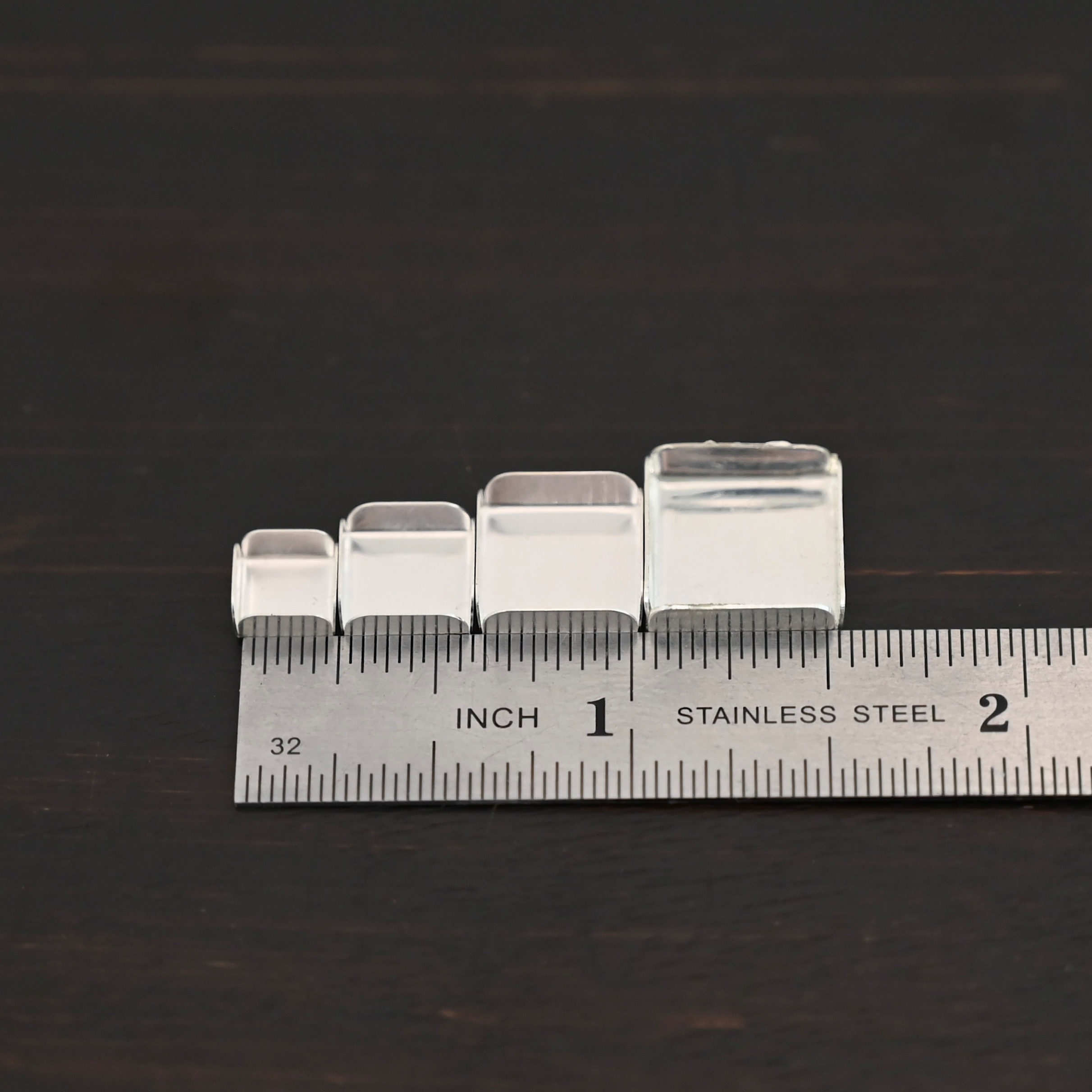 Split Wall Sq Bezel Cup - shiny shown by ruler