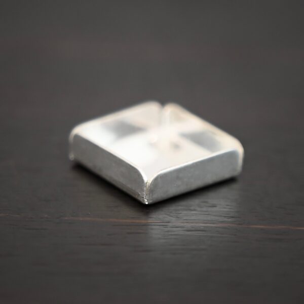Split Wall Sq Bezel Cup - shiny shown on dark background