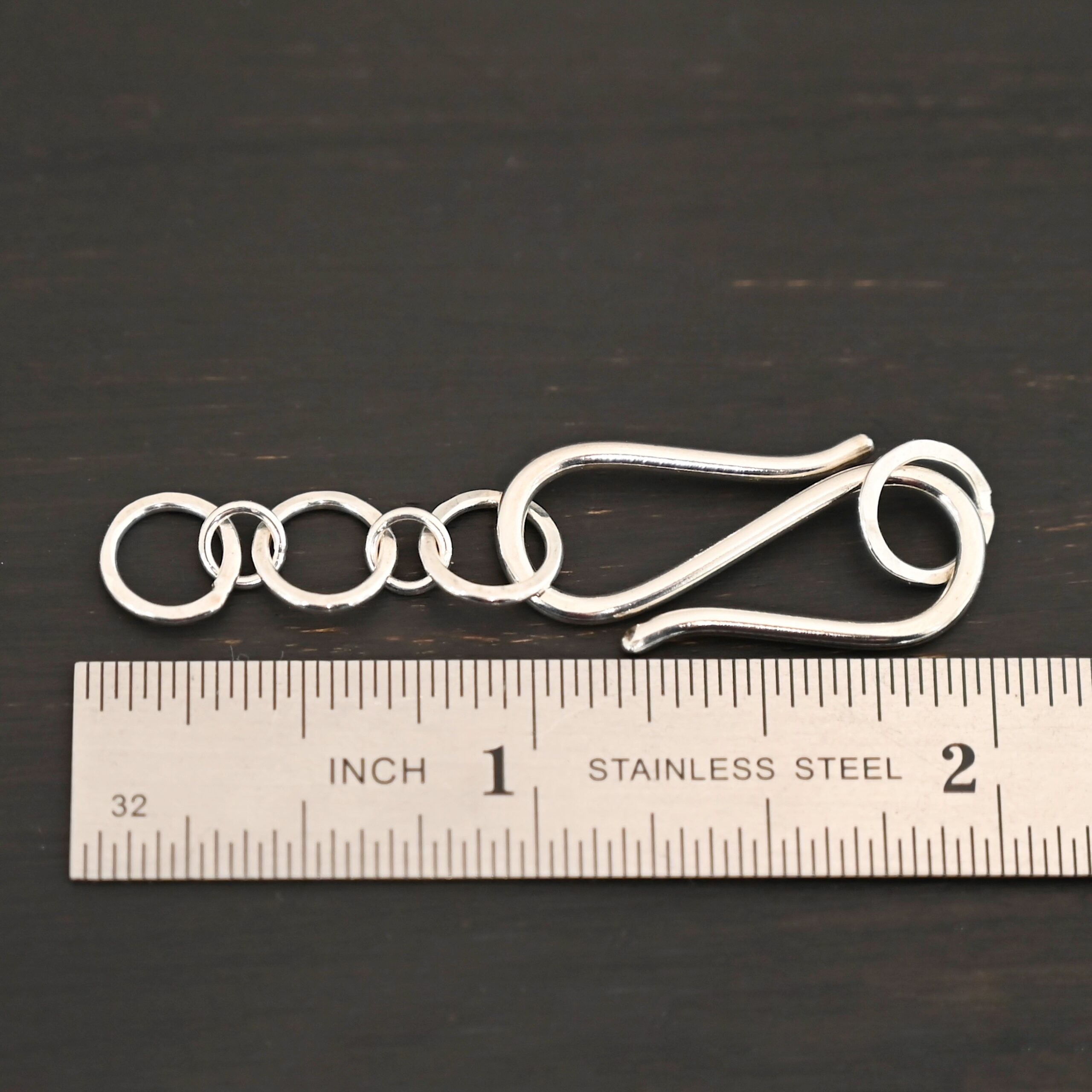 Ezra Extension - shiny shown by ruler