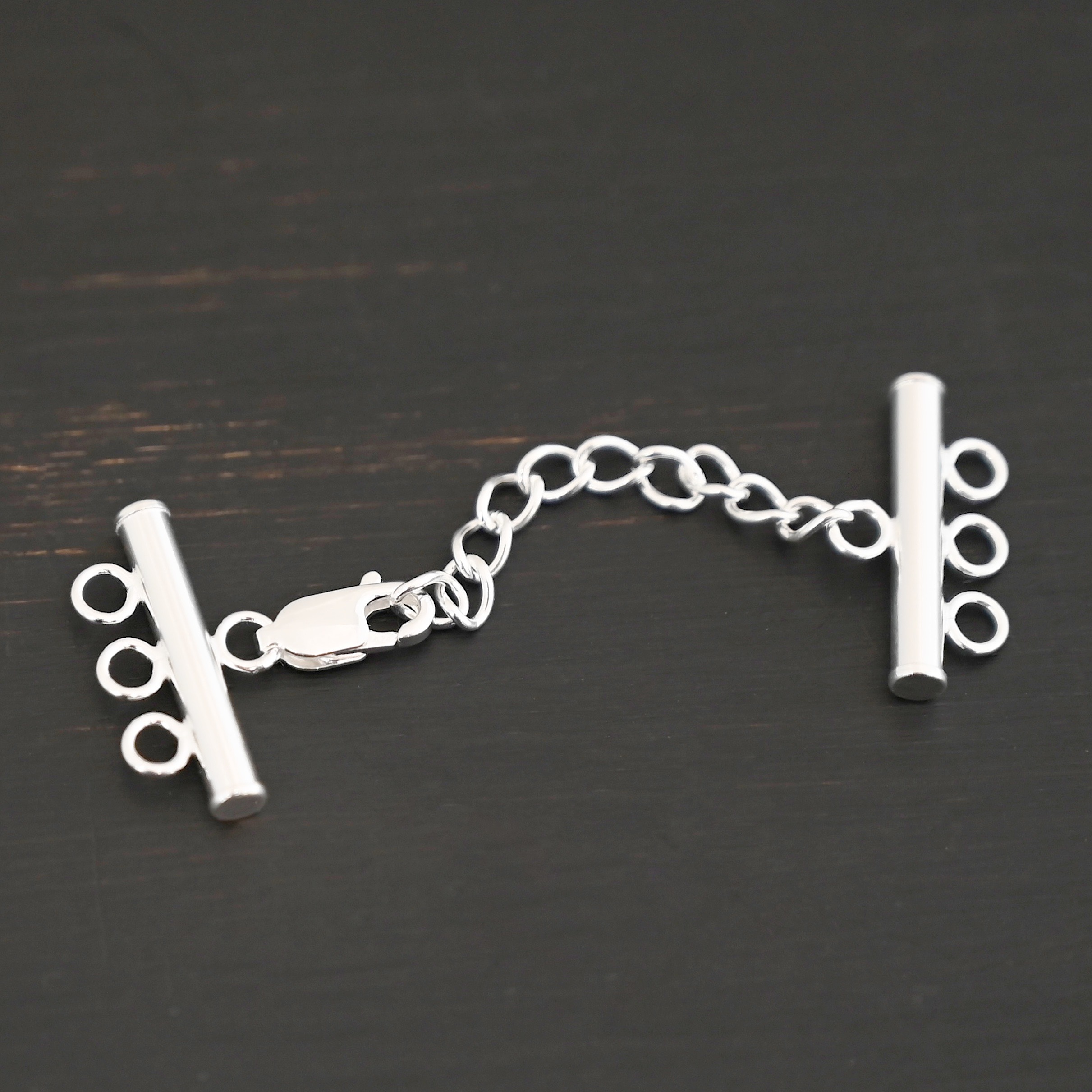 Maverick Extension - shiny shown on dark background