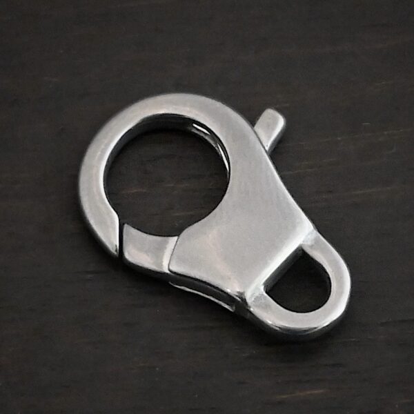 Levi Stainless Steel Lobster Claw shown on dark background