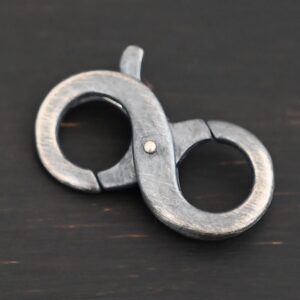 Sterling Silver Double Figure Eight Clasp – Daisy