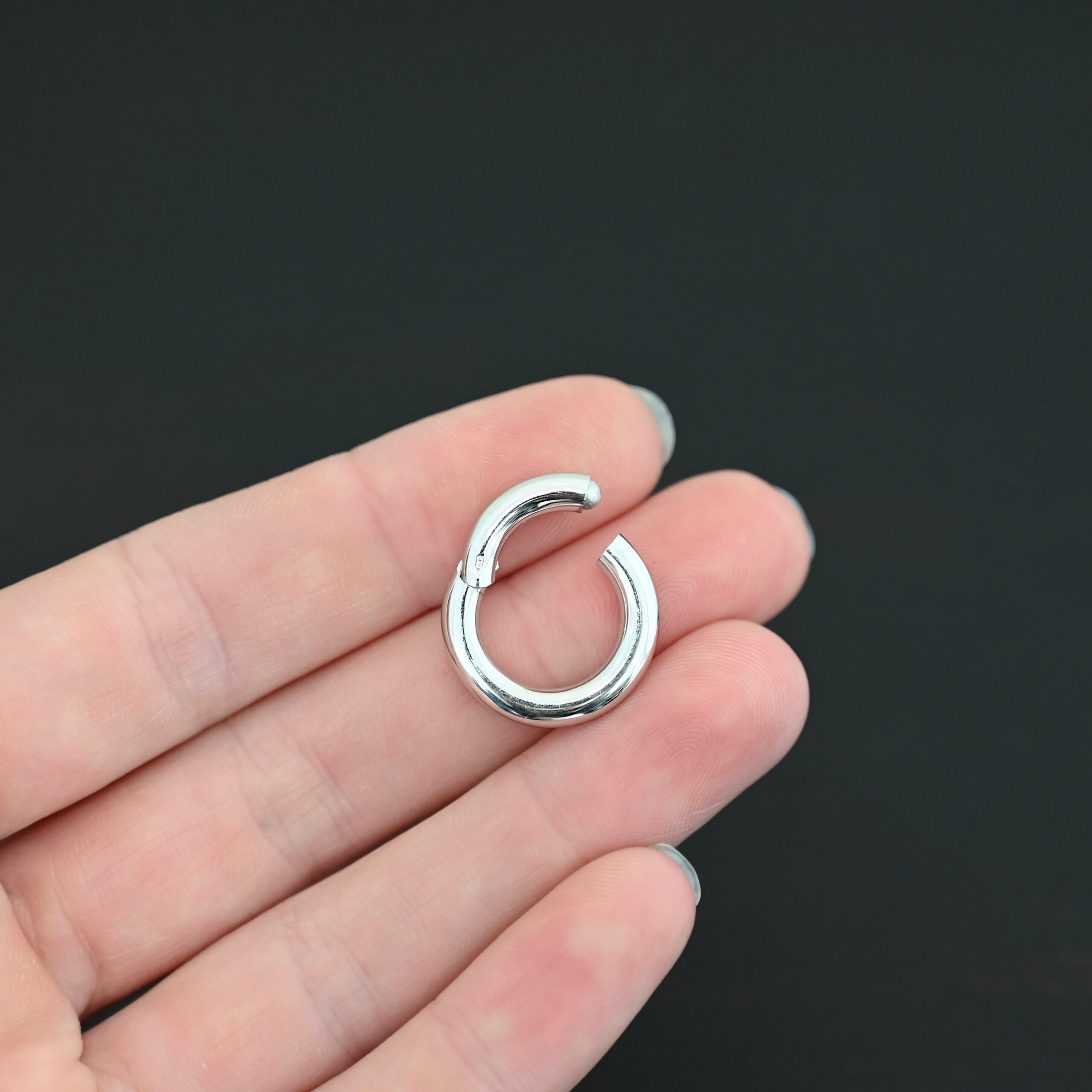 Haven Hinged Clasp - 19mm shiny shown in hand