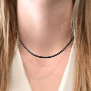 Wren Wire Necklace
