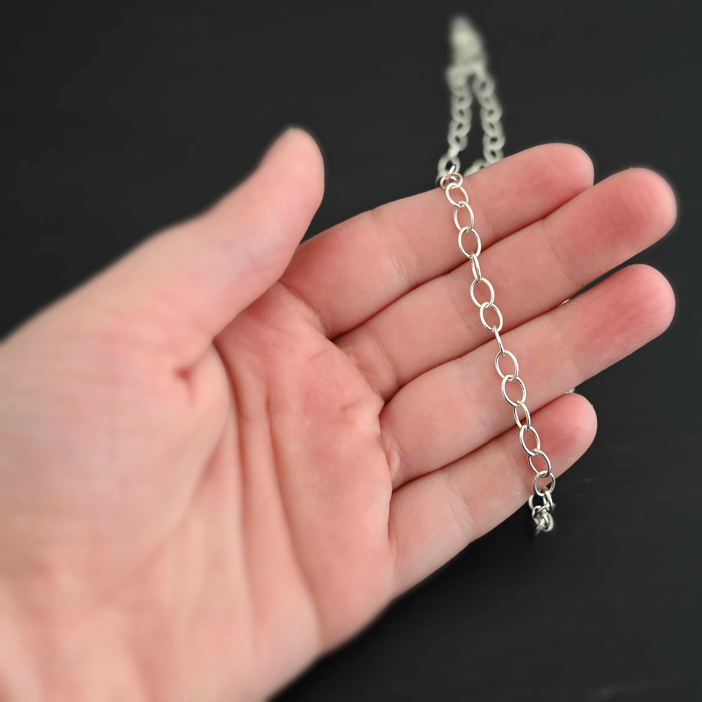 Willow Chain shiny shown in hand