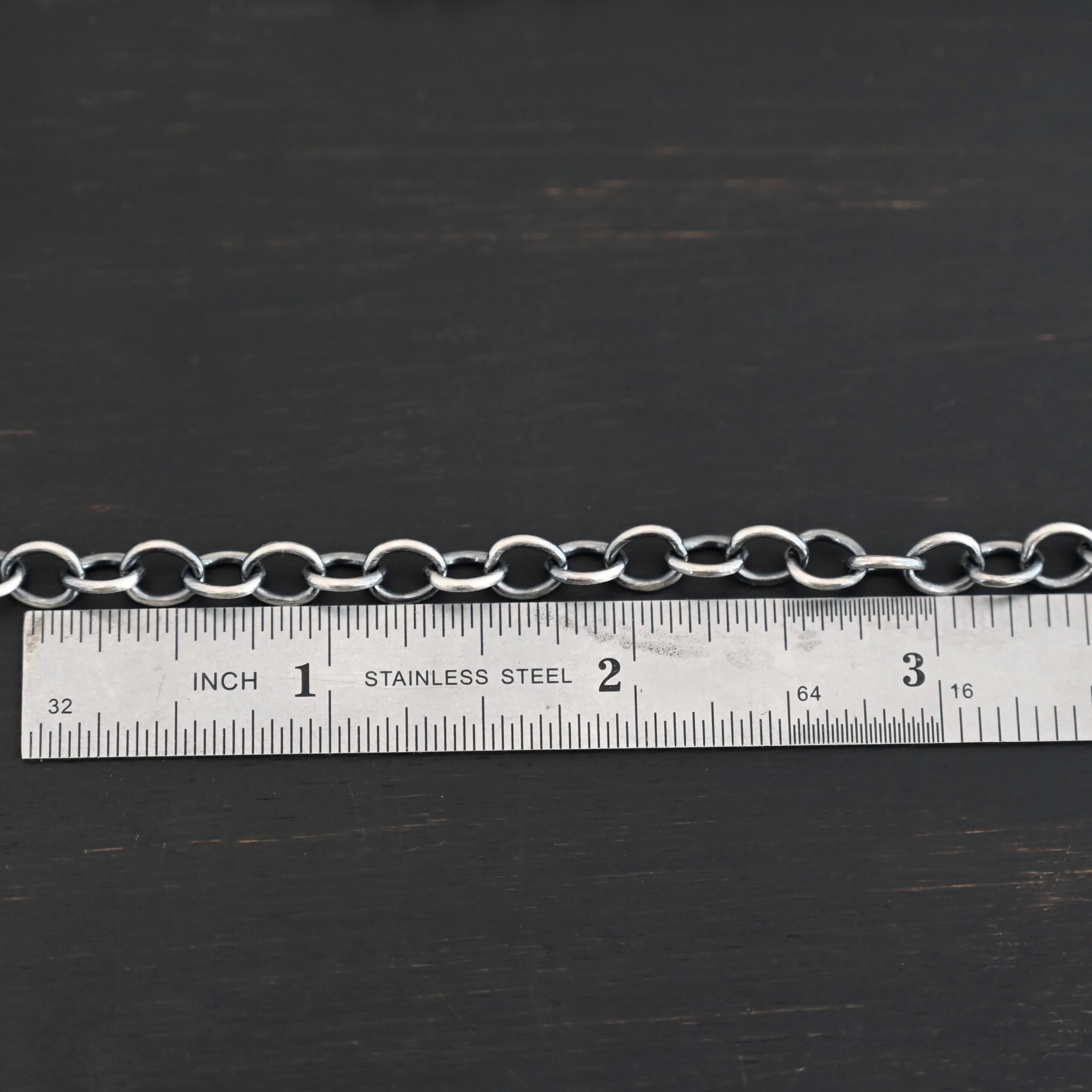 Jay Chain oxidized shown by ruler
