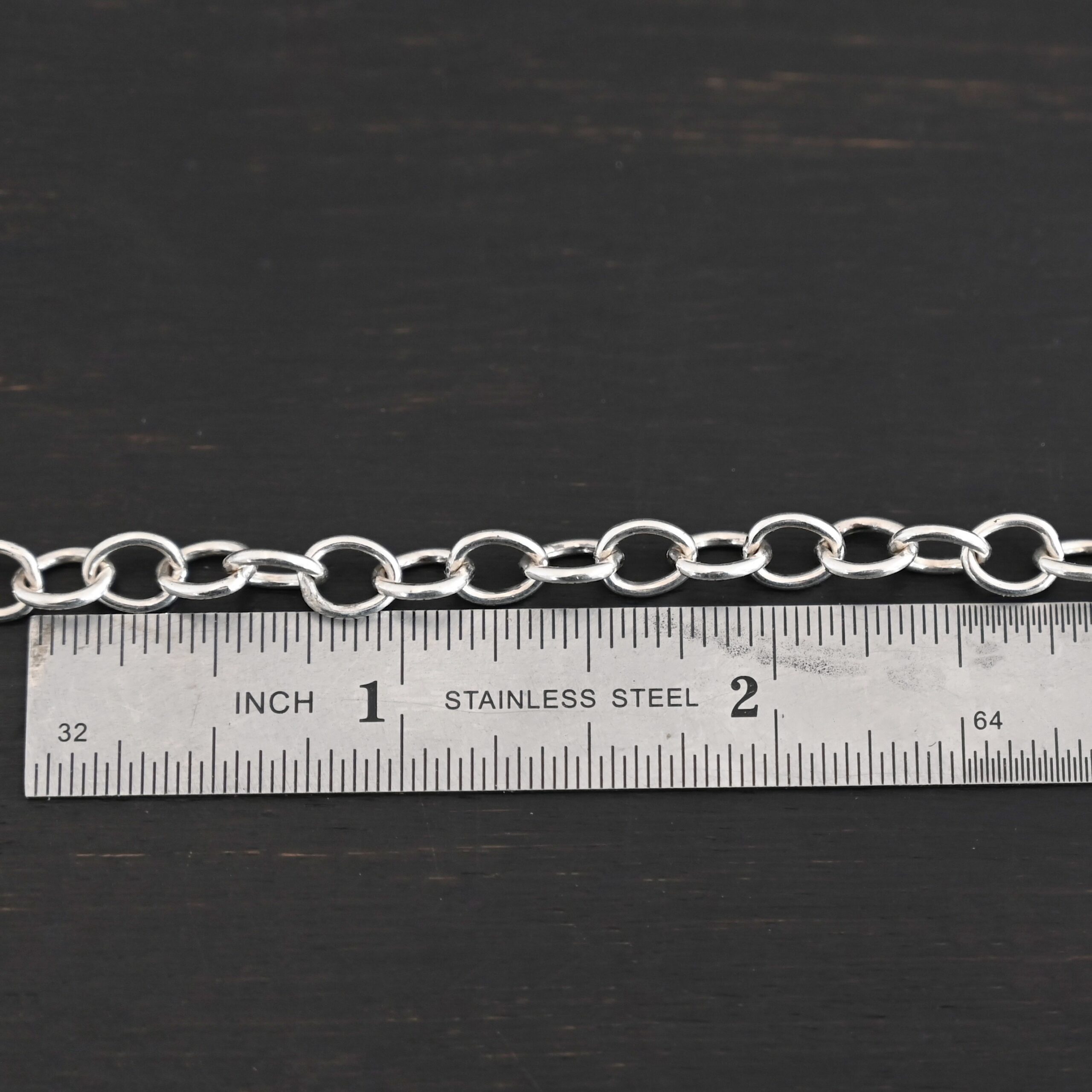 Jay Chain shiny shown by ruler