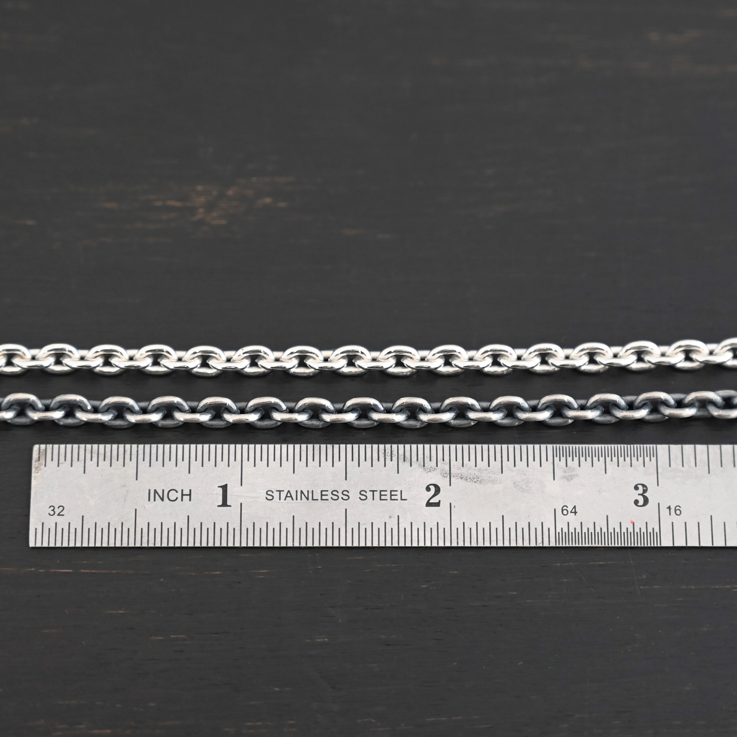 Joan Chain Joan Chain shiny & oxidized shown by ruler