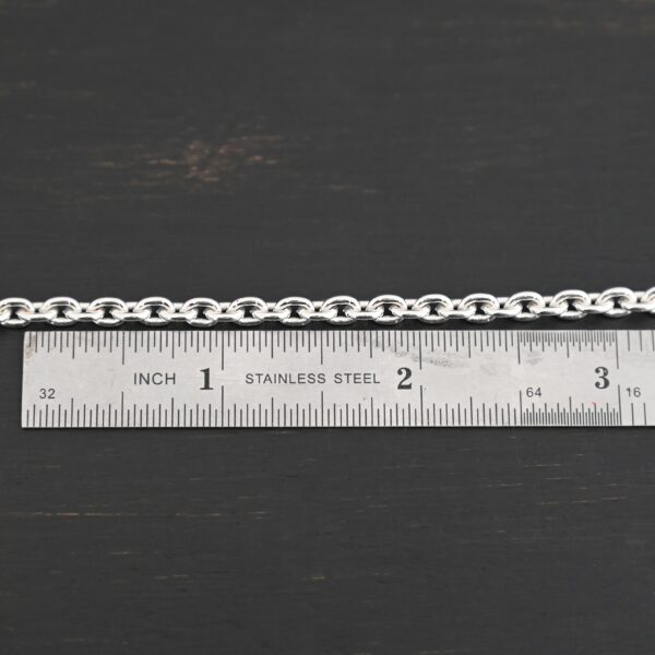 Joan Chain shiny shown by ruler