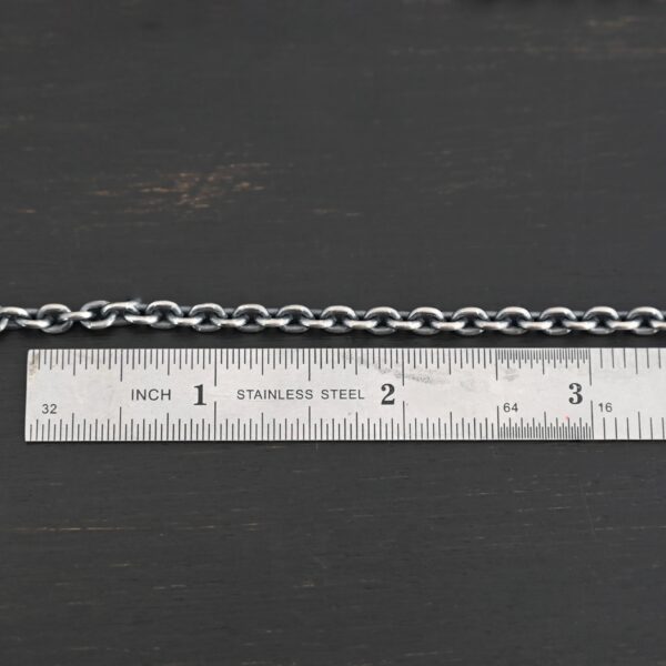 Joan Chain oxidized shown by ruler