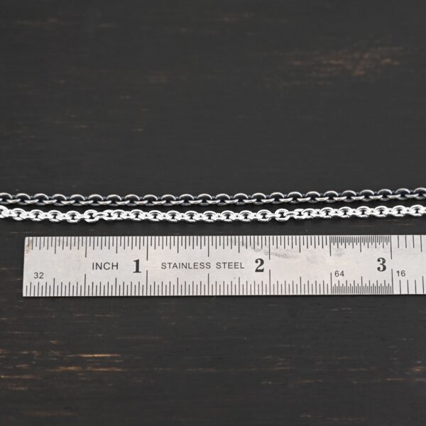 Maria Chain oxidized & shiny shown by ruler