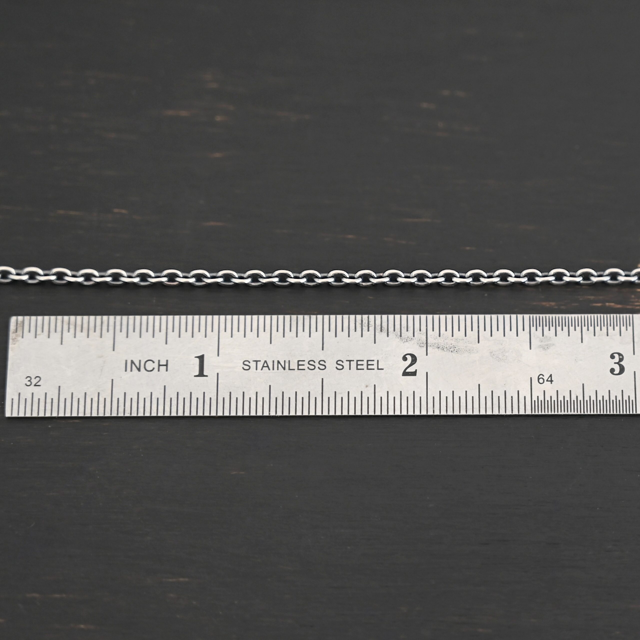 Savannah Chain oxidized shown by ruler