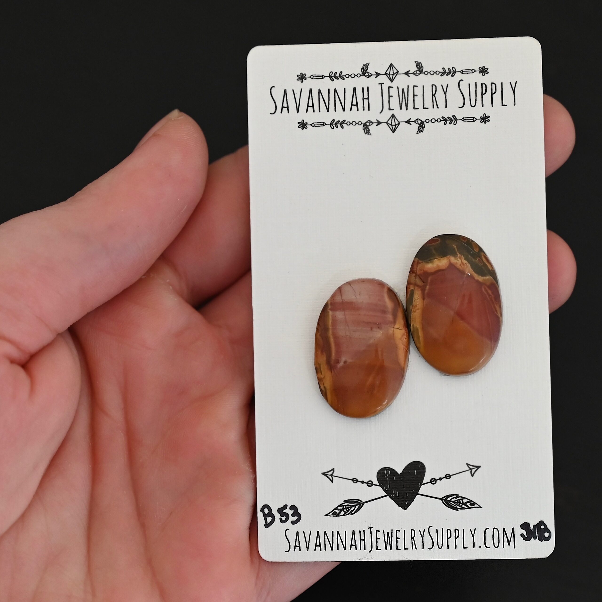 B53 Cherry Creek Jasper shown in hand