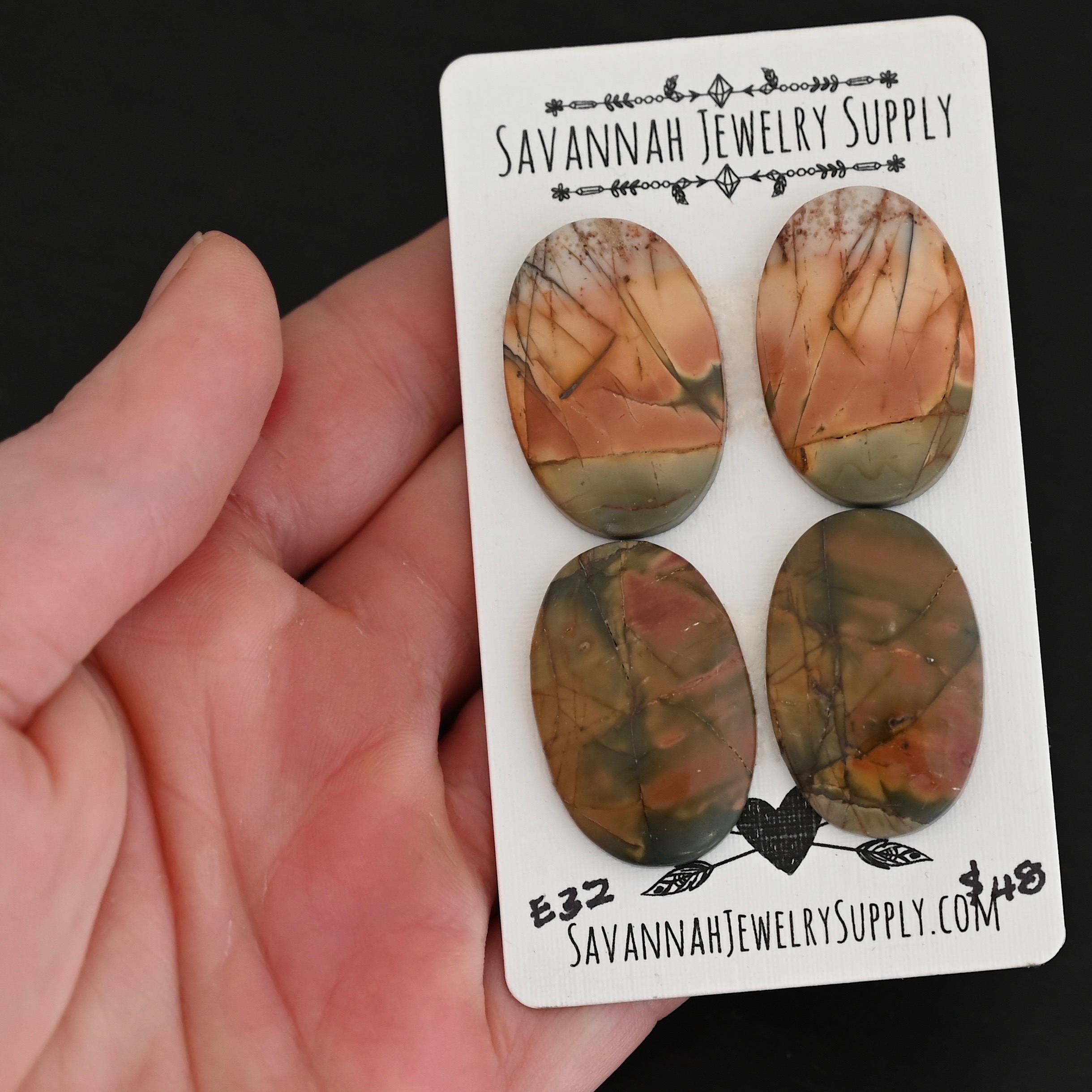 E32 Cherry Creek Jasper E32 Cherry Creek Jasper shown in hand